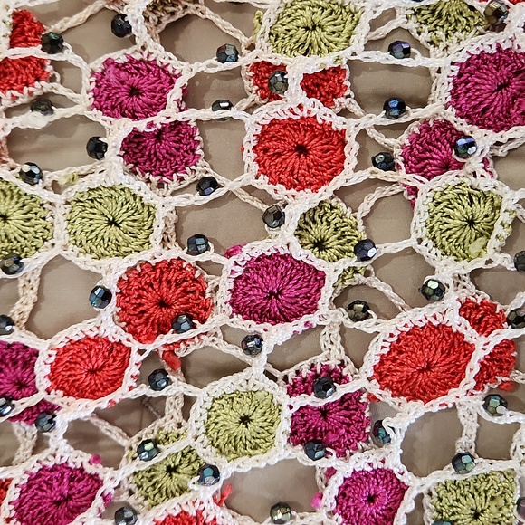 Saint Tropez Crochet Top/Cardigan - Picture 5 of 9